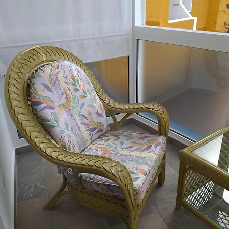 Appartement In Mesa Del Mar Mit Offenem Balkon